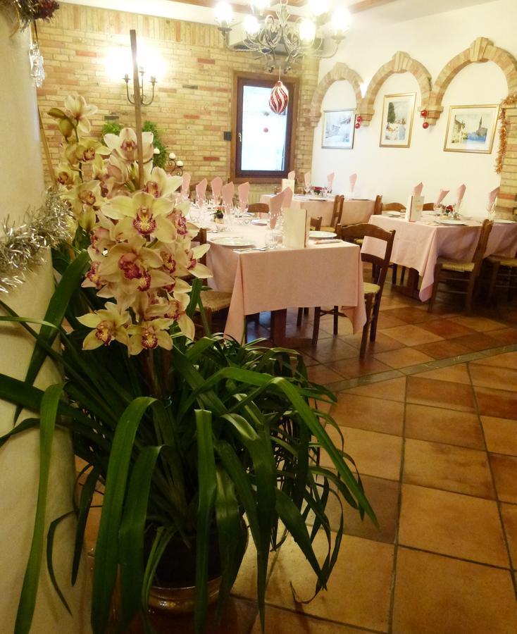 B&B Nella Terra Di Mezzo Caporiacco Exterior photo